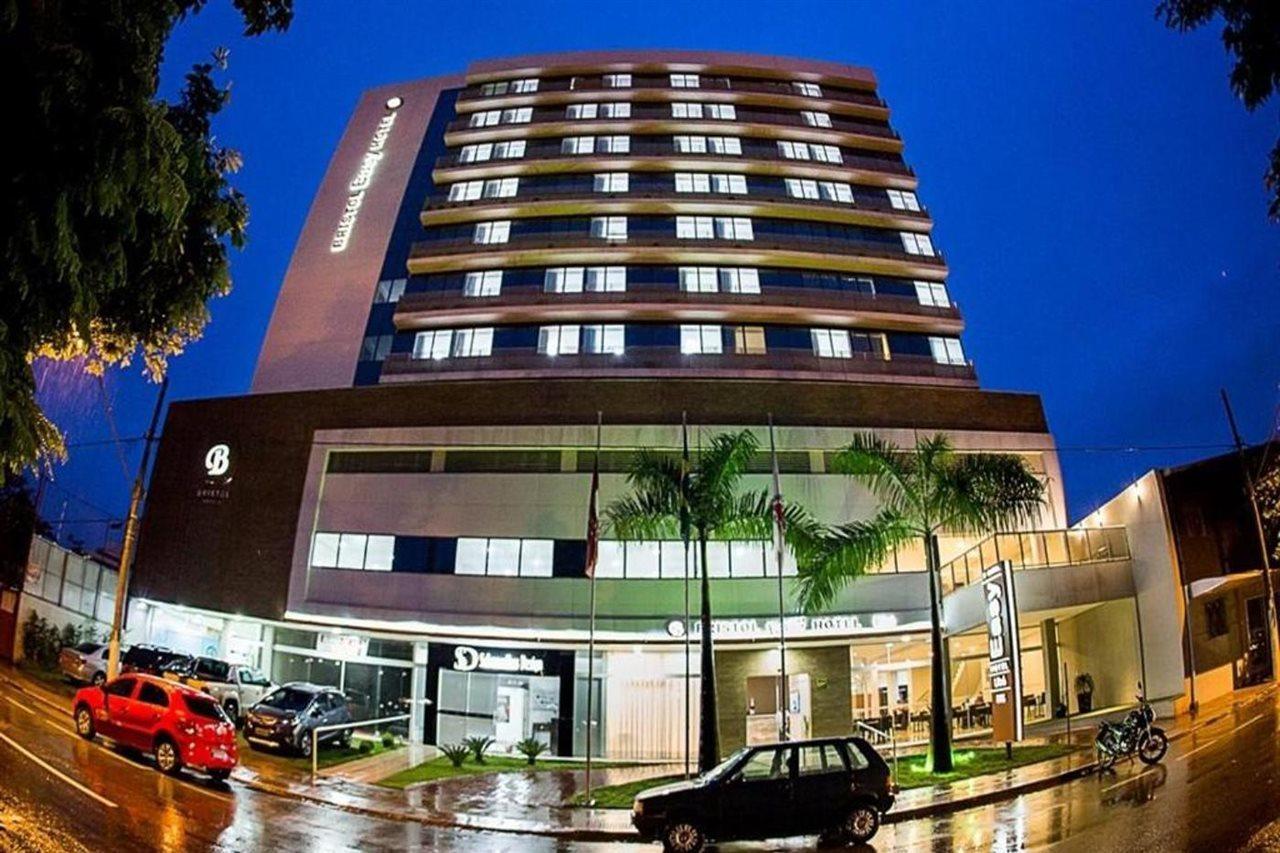 Bristol Easy Uba Hotel Exterior photo